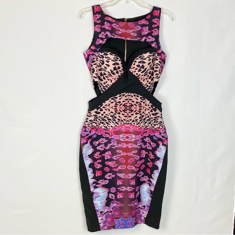 Celeb Boutique Kenta - Lilac Cut-Out Bodycon Graphic Print Dress Size M (6-8)